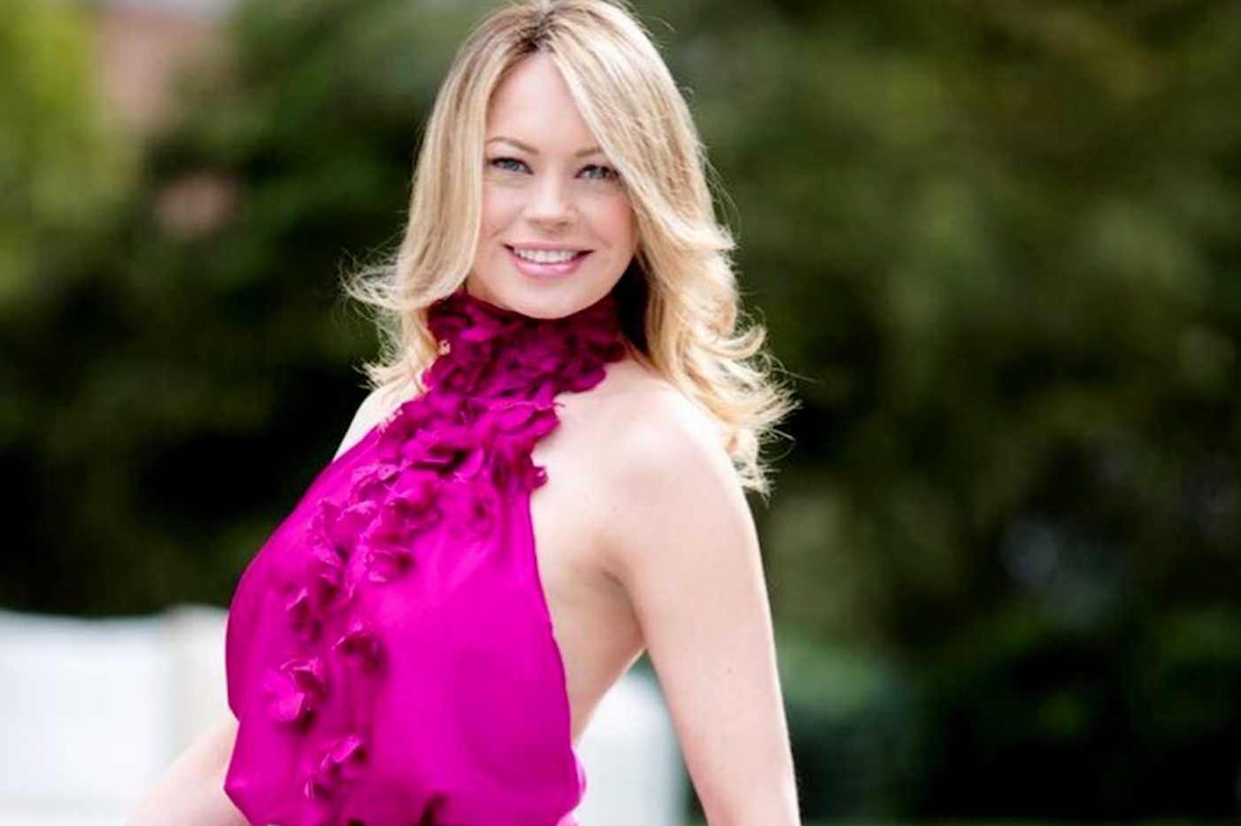 Anna-Falchi-Red-Carpet-Magazine1