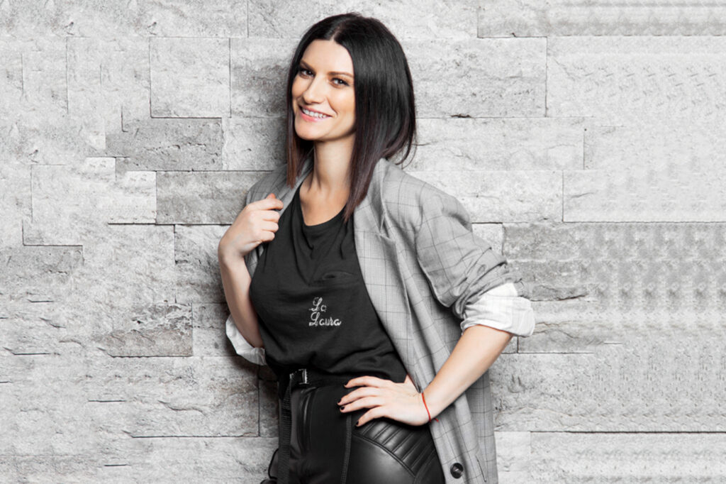 Laura-Pausini-Red-Carpet-Magazine