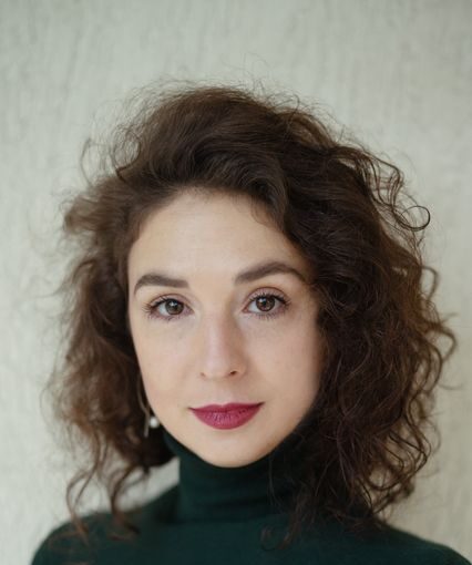 Mara Tamkovich UnderTheGreySky
