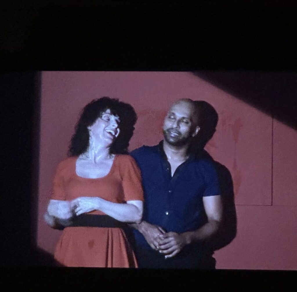 In-I In motion, Binoche Khan