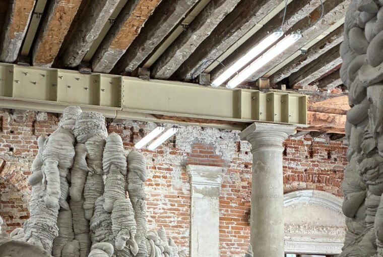 Anish Kapoor Venice biennale